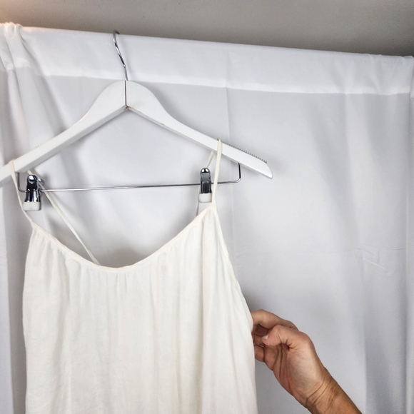 Left on friday white tiered dress L(estimated) in EUC - Picture 3 of 8